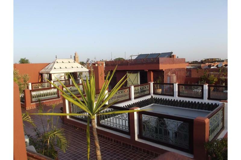 Riad Les Bougainvilliers Marrakesh Exterior photo
